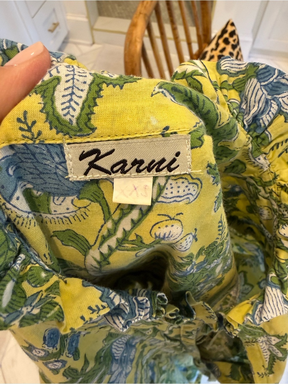 Floral Puff-Sleeve Midi Dress in Yellow-Green - Picture 3 of 3